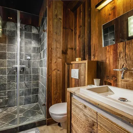 Maison Du Roi - Happy Апартаменты