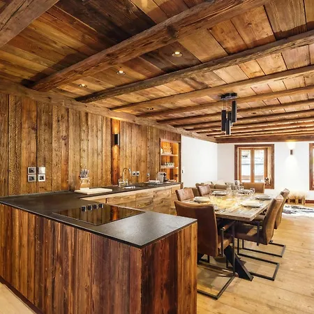 Maison Du Roi Spacious Family In Center Chamonix
